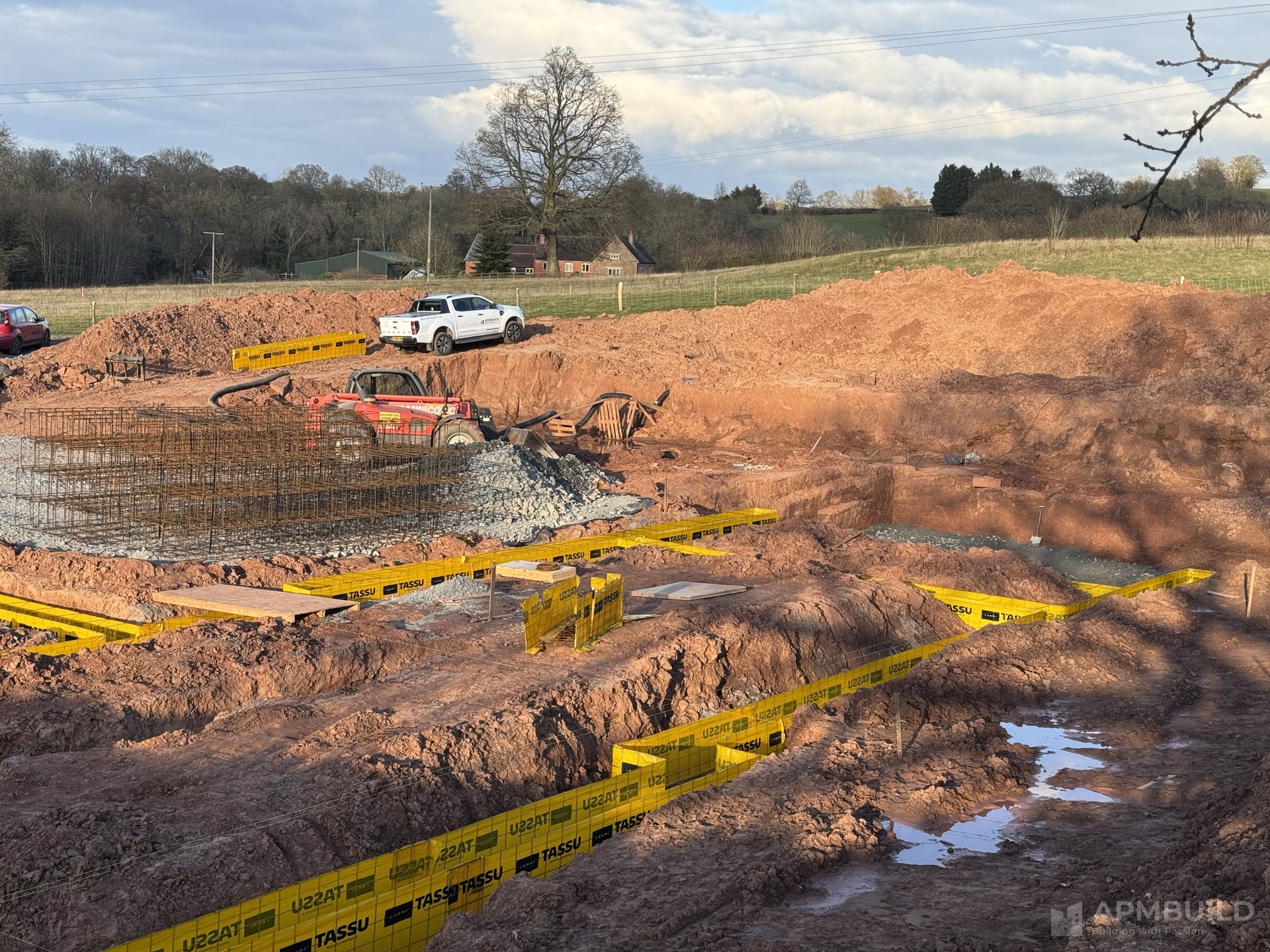 Lammi Tassu ICF formwork with rebar cage for a Passivhaus-grade foundation by APMBuild, near Ledbury, Herefordshire